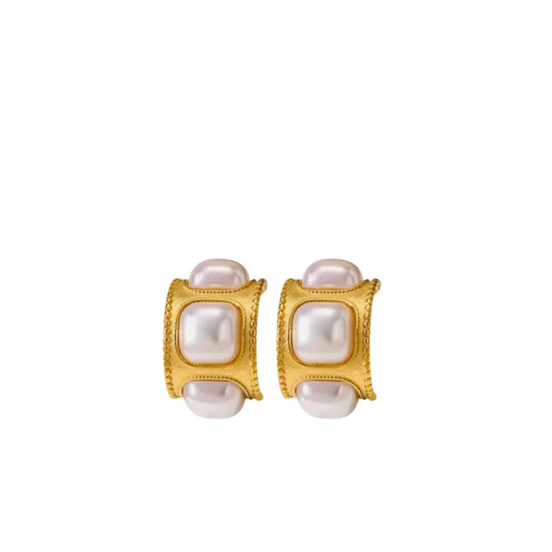 Diana Hoops