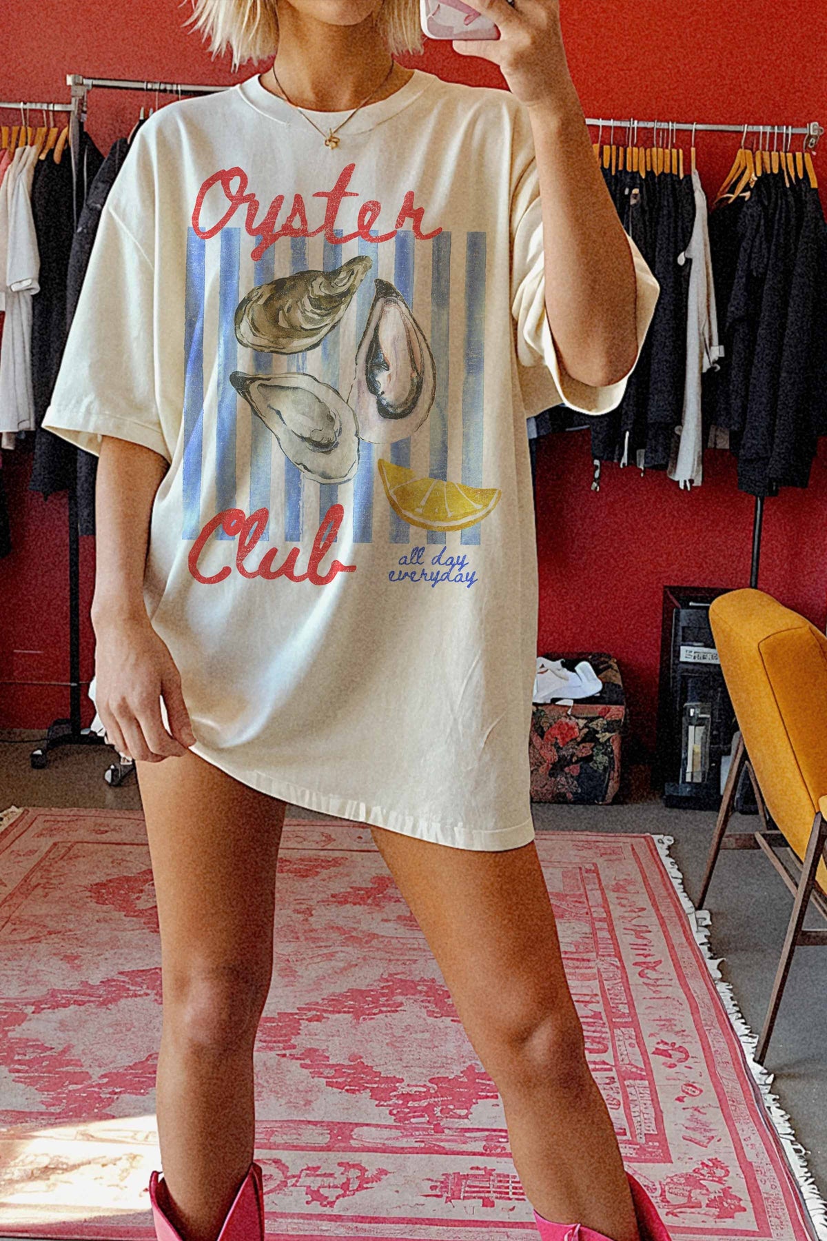 Oyster Club Graphic Tee