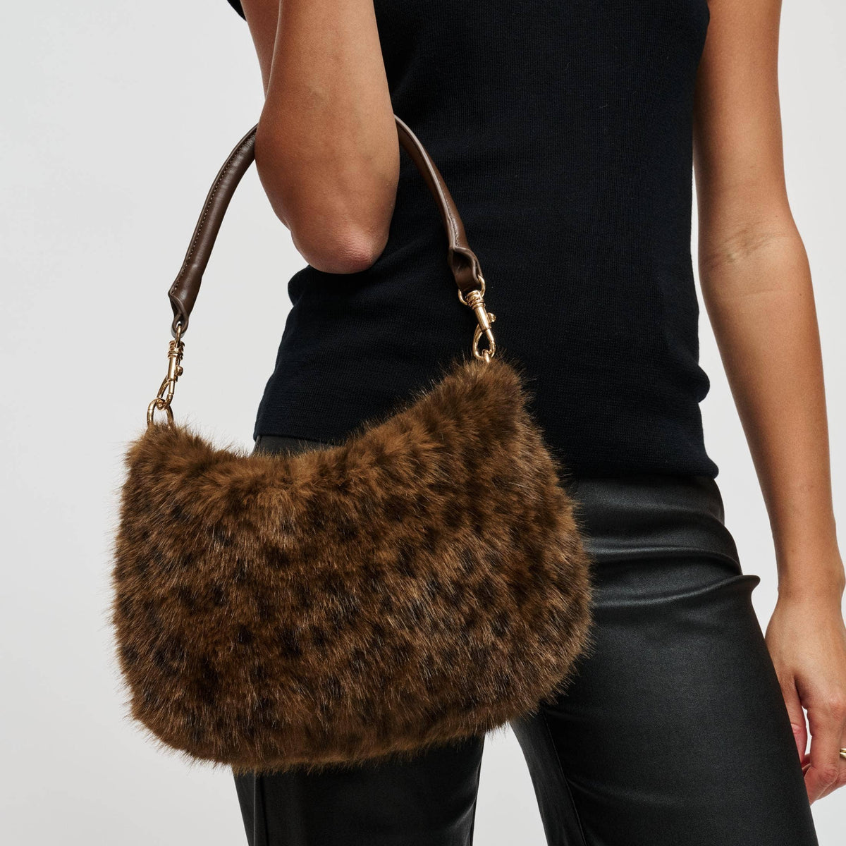Jordan - Fur Crossbody