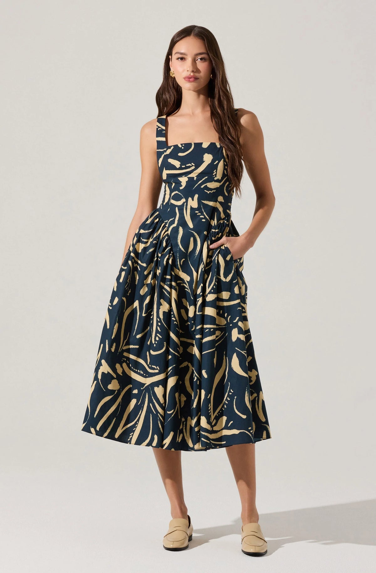 Vinya Dress