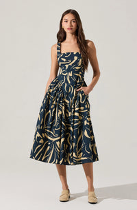 Vinya Dress