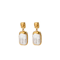 Elegant Pearl Drops Earrings
