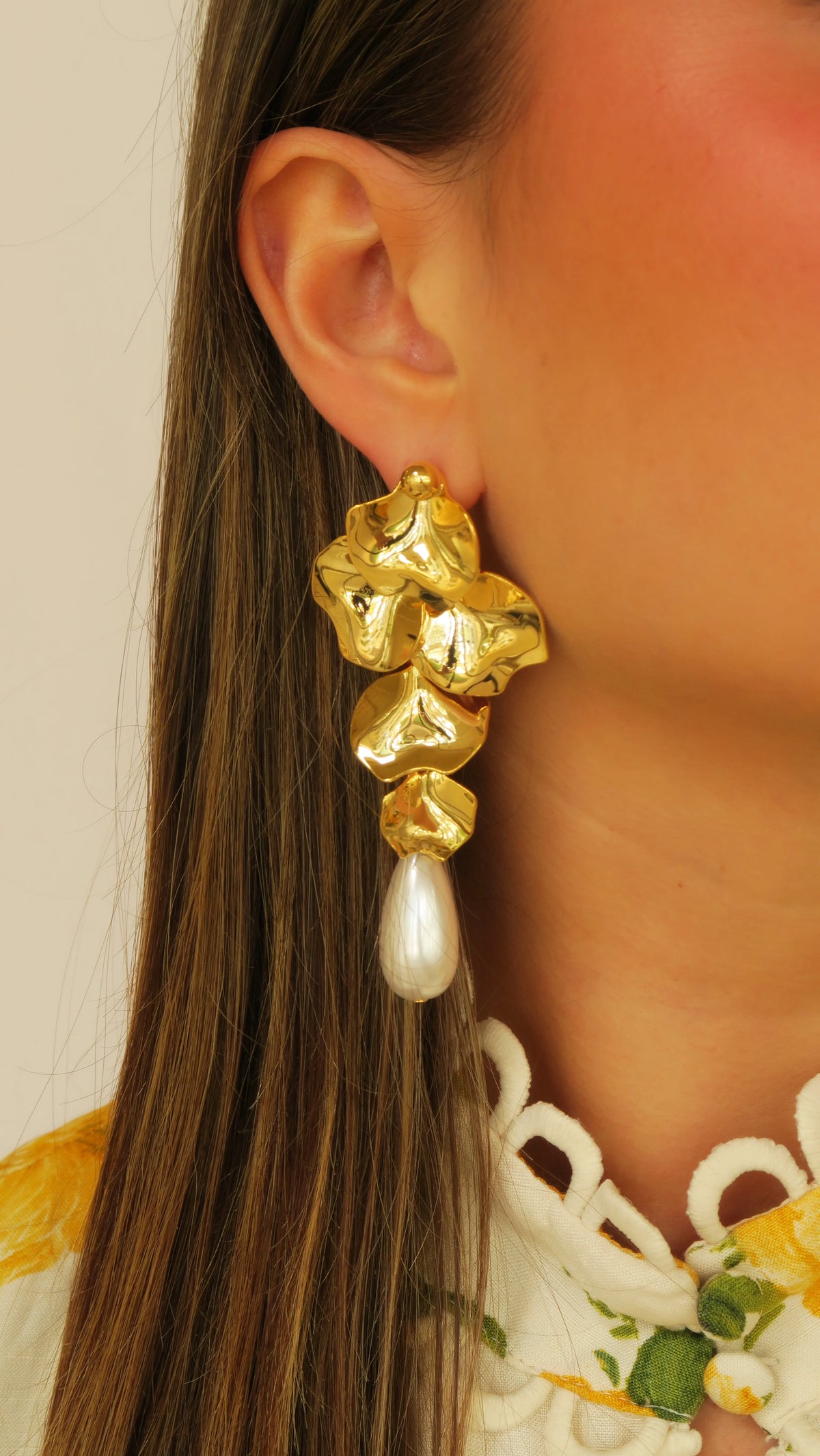 Blooming Pearls Earrings