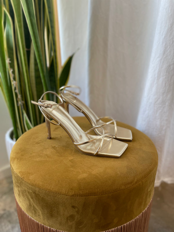 Esra Gold Metallic Heel