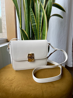 Chelsea Cross Body Bag - Assorted Colors