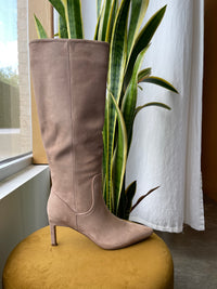Huda Suede Boots