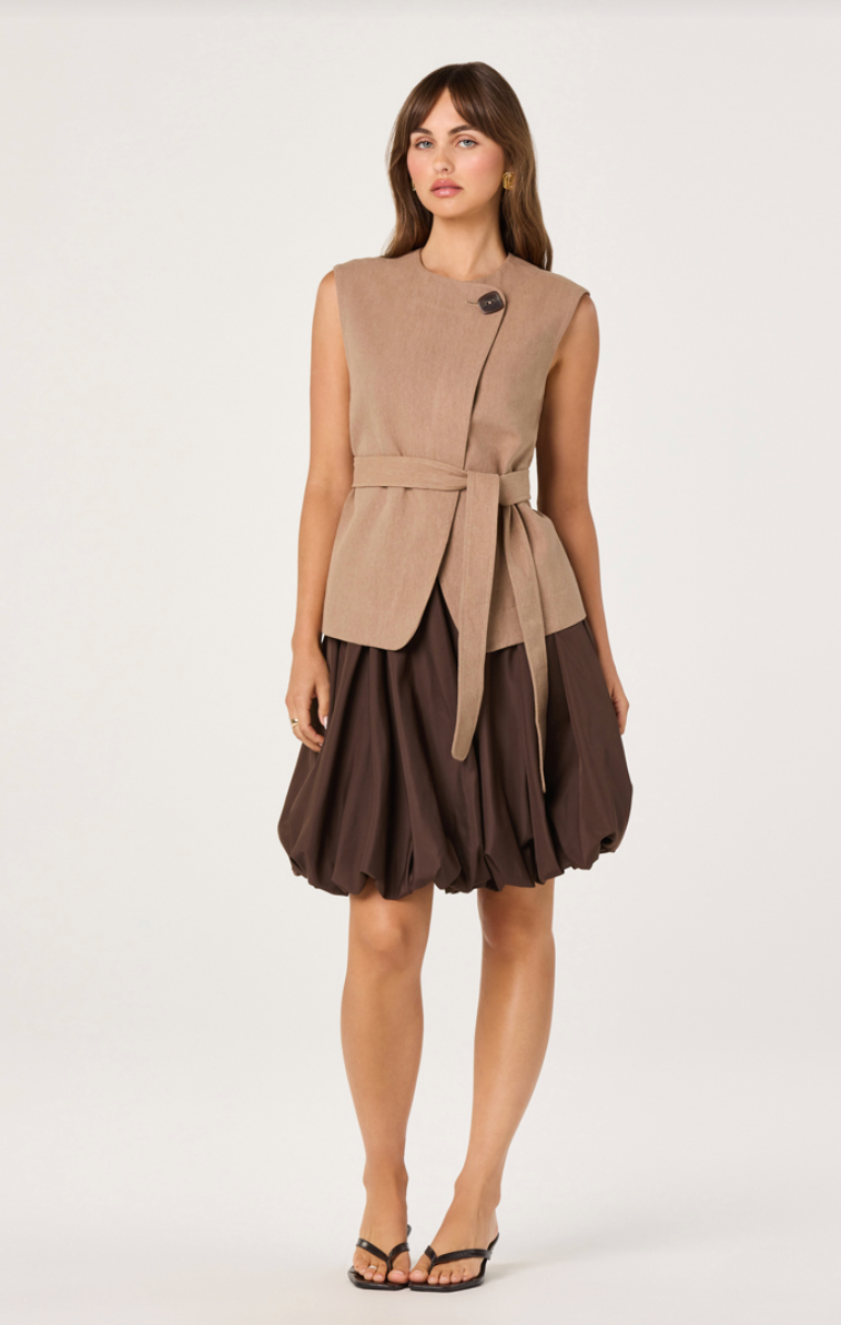 Darrien Vest