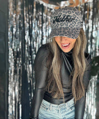 Strong as a mother® Canvas Hat - Leopard