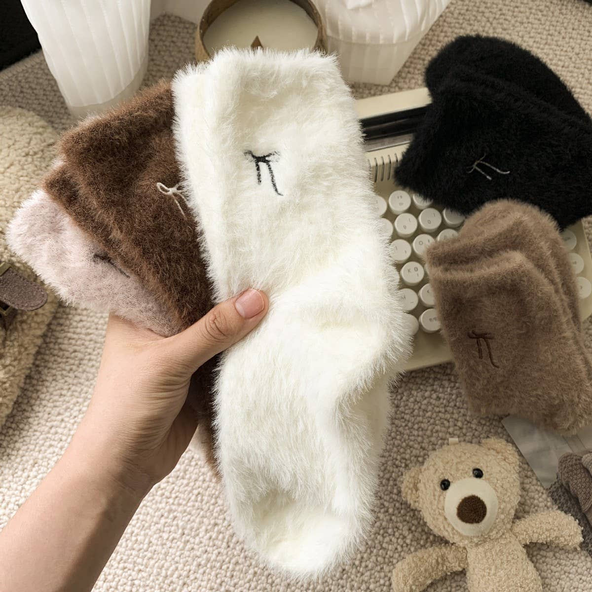 Bow Embroidery Thick Socks