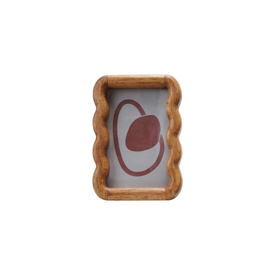 Scalloped Photo Frame