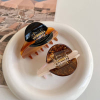 ELEGANT AND STYLISH WOOD GRAIN HAIRPIN